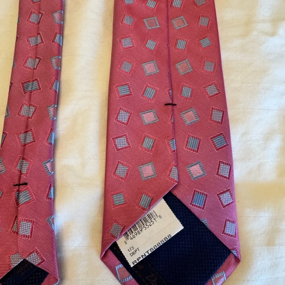 David Donahue pink geometric